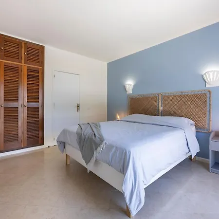 House * Ferragudo (Faro)